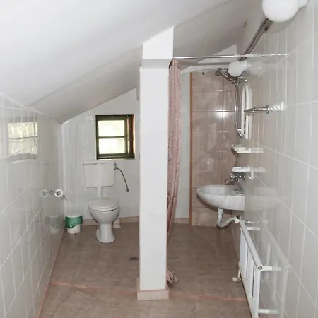 Хижа Бивак Guest house