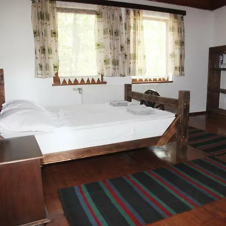 Хижа Бивак Guest house