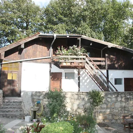 Хижа Бивак Guest house